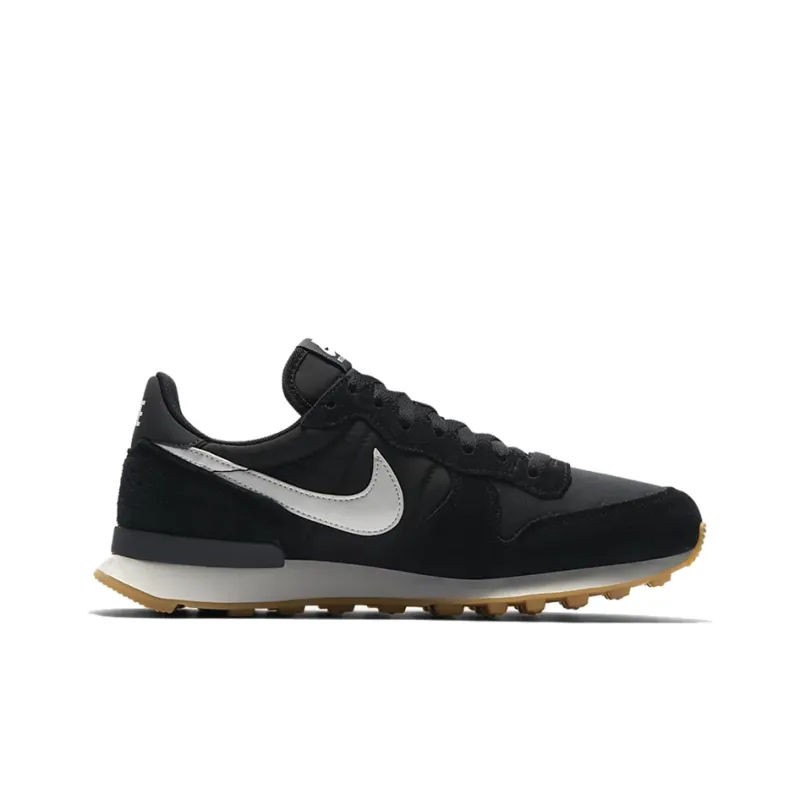 Nike Internationalist 'Black Gum' Women's-1