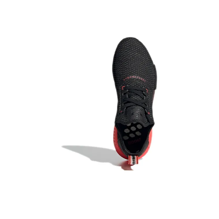 Adidas Originals Nmd R1 Core Black Signal Pink-4