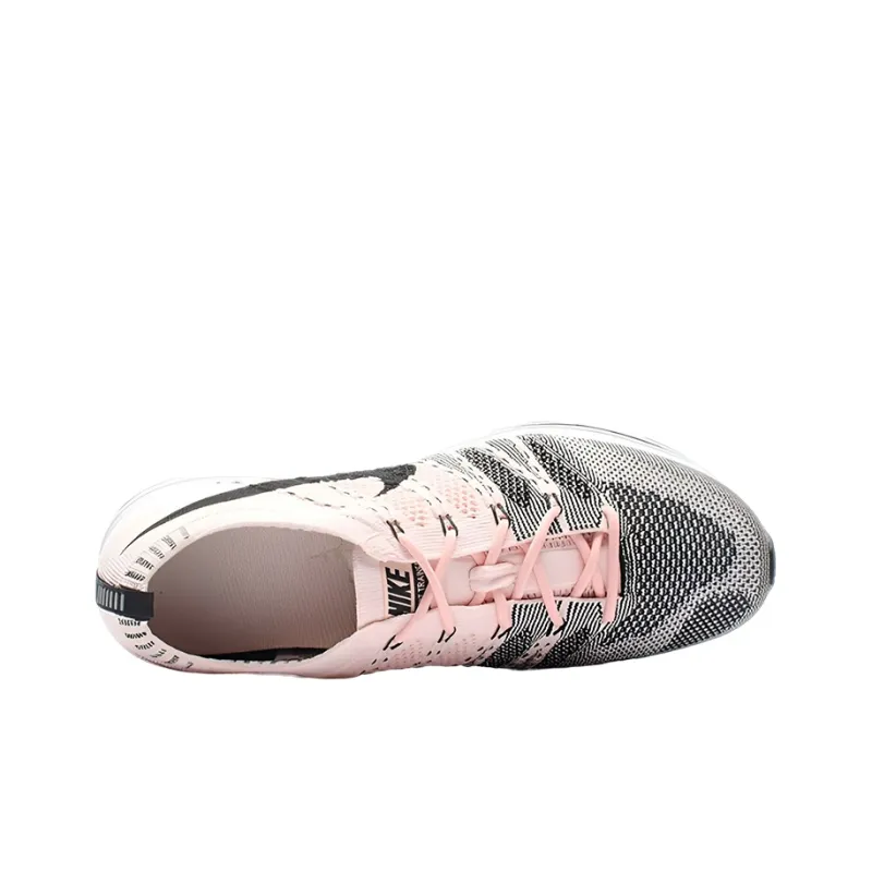 Nike Flyknit Trainer Sunset Tint-4