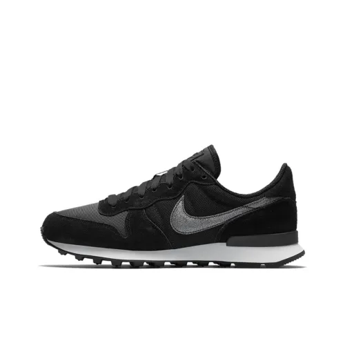 Nike Internationalist Black Women's