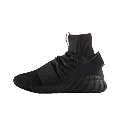 Adidas Tubular Doom Triple Black 2.0