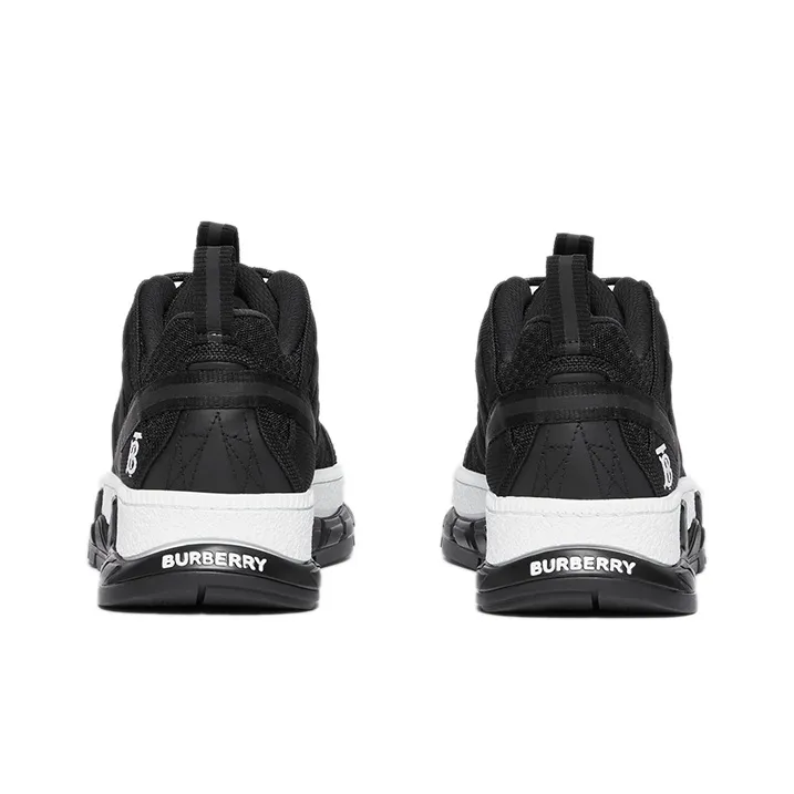 Burberry Slip-Resistant Low-Top Casual Shoes Women's Black White-3