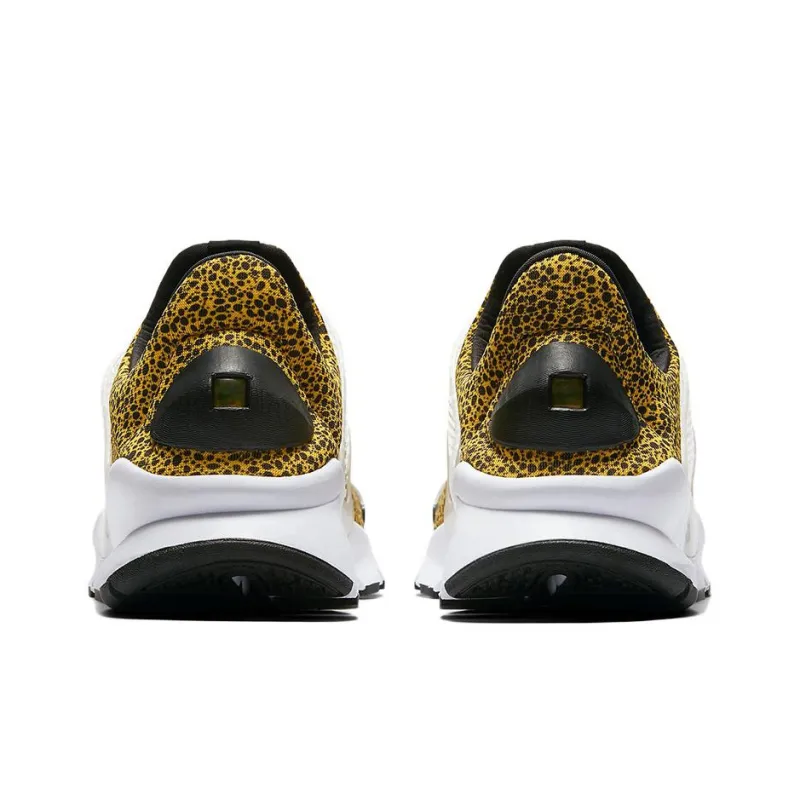 Nike Sock Dart Safari Gold-3