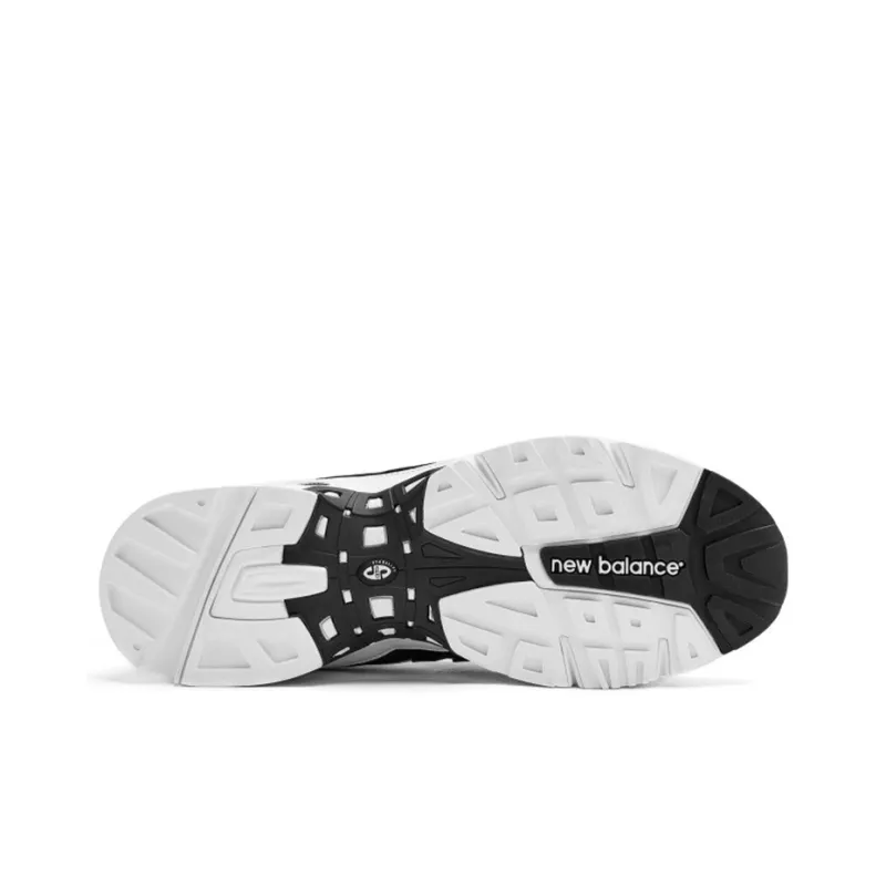 New Balance 828 'Black White'-3