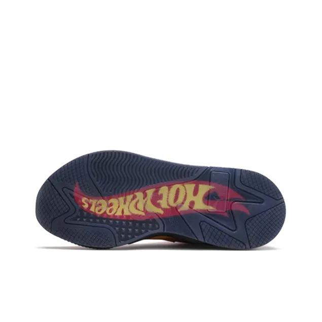 PUMA RS X Toys Hot Wheels Camaro-4