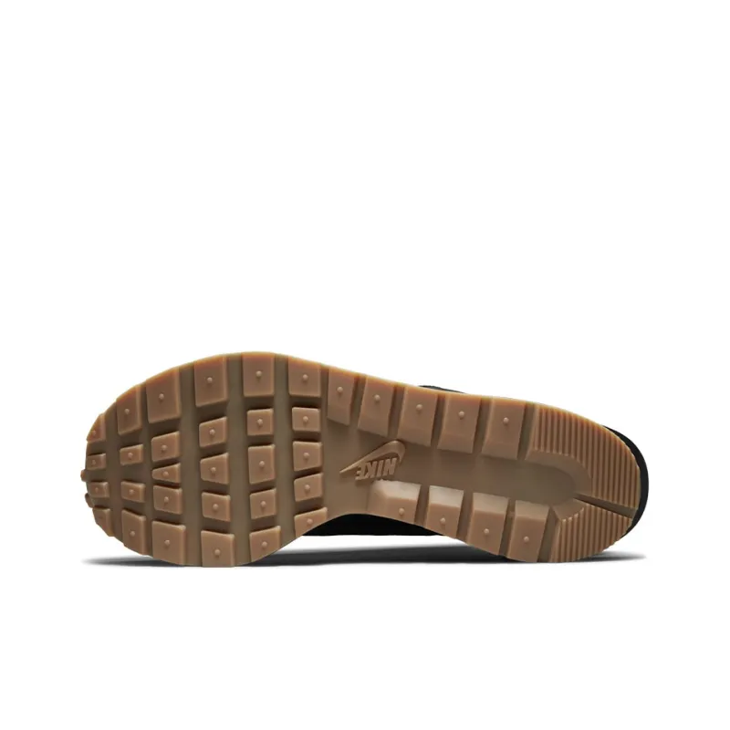 Nike Vaporwaffle Sacai Black Gum-5