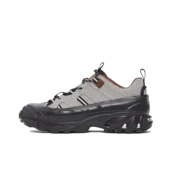 Burberry Arthur Black White Canvas