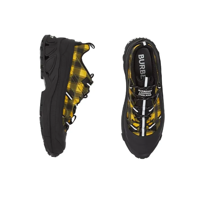 Burberry Arthur Anti-Slip And Wear-Resistant Lightweight Low-Top Sports Casual Shoes Men's Black Yellow-3