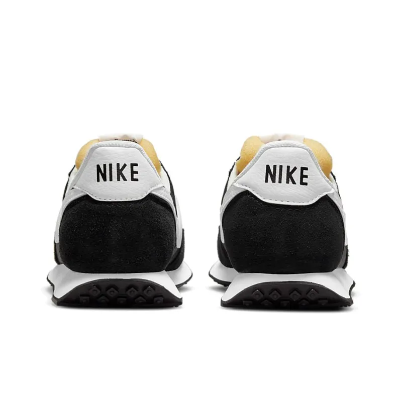 Nike Waffle Trainer 2 Black White-4