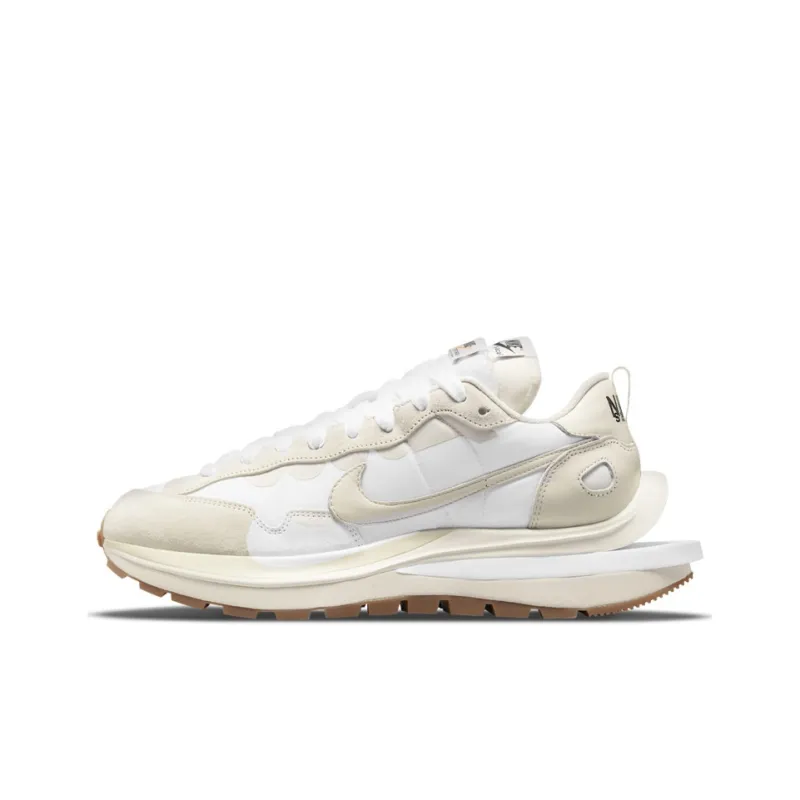 Nike X Sacai VaporWaffle 'Sail Gum'-0