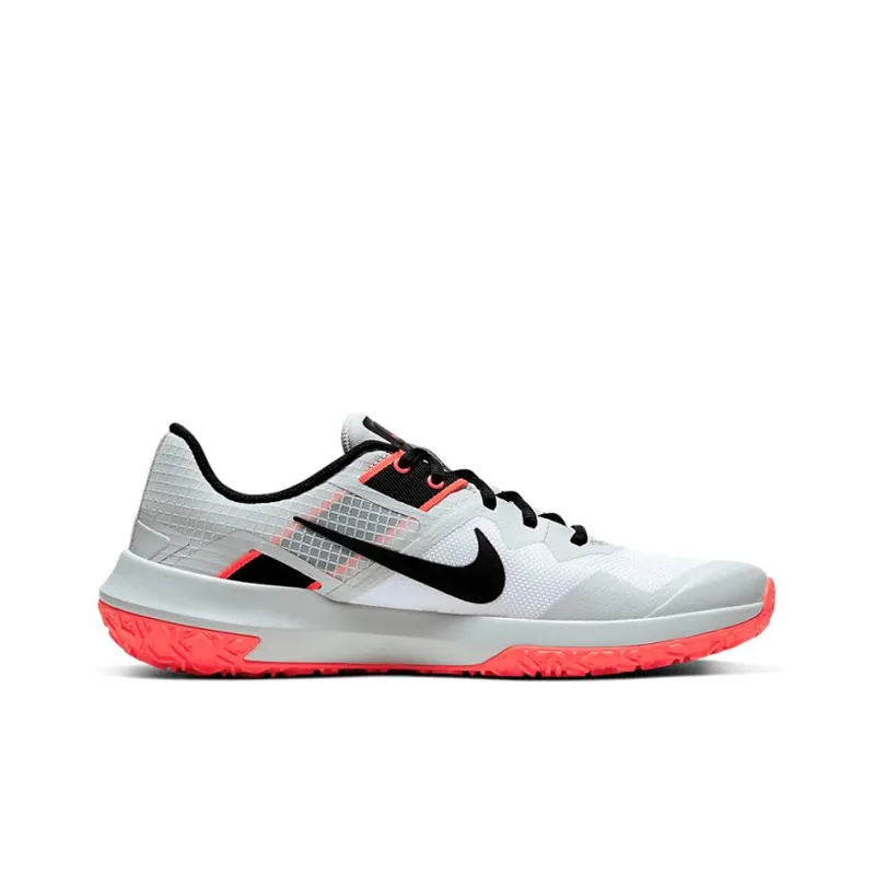 Nike Varsity Coompete Tr 3 White Laser Crimson-1