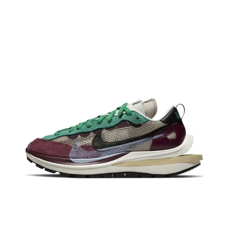 Nike Vaporwaffle Sacai Villain Red Neptune Green-0