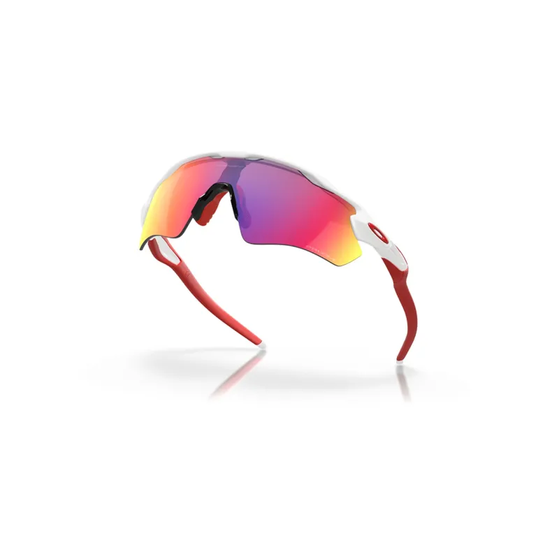 Oakley Plate And Metal Irregular Shape Sunglasses Unisex White-3