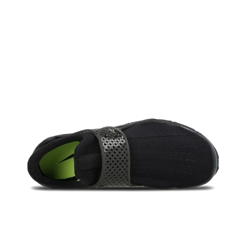 Nike Sock Dart Triple Black-3