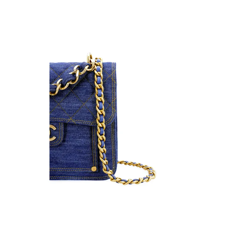 CHANEL Denim Flap Bag, Messenger Bag, Crossbody Bag, Shoulder Bag Medium Size Unisex Washed Denim Blue-4