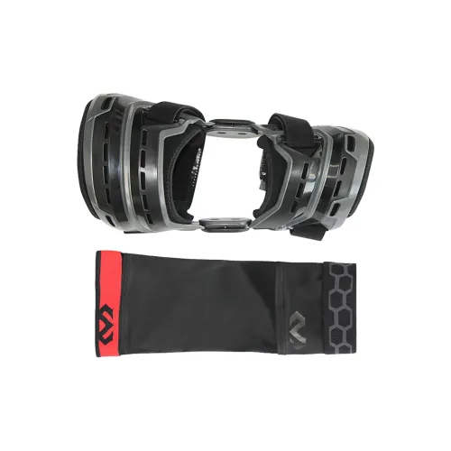 McDavid Knee Pads