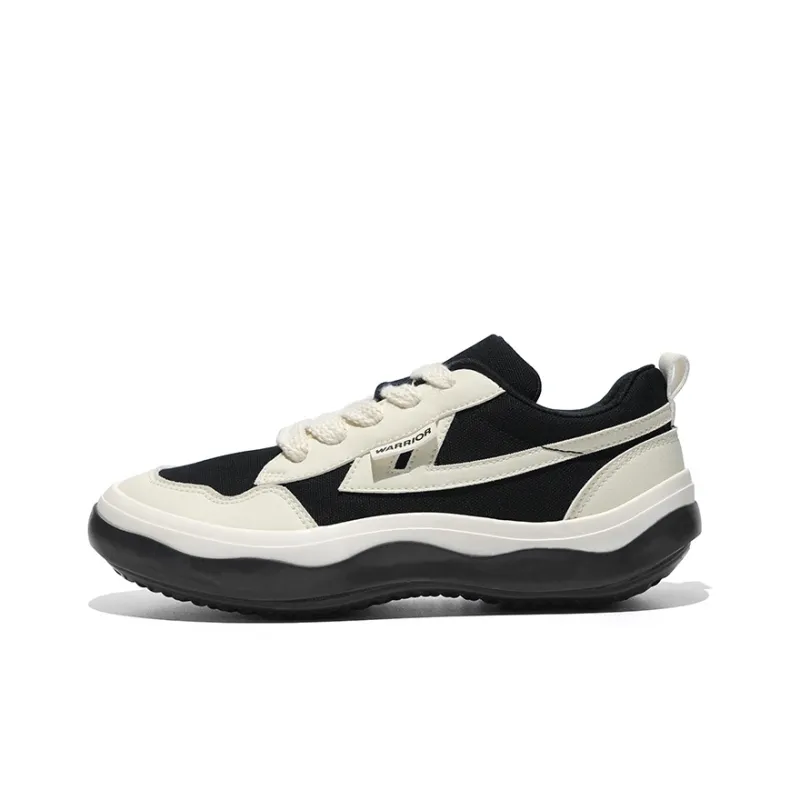 Warrior Ride The Wind And Waves Series Wear Resistant Slip Resistant Low Top Sports Casual Unisex Black White-0