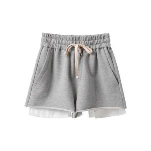 YUMOMO STAR Casual Shorts Women's Light Heather Gray