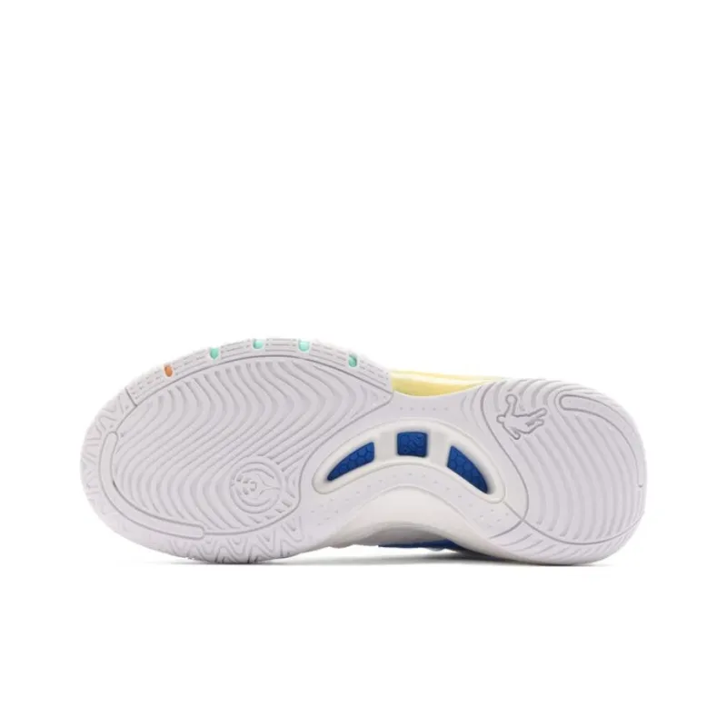 QIAODAN Sharpen The 5PRO Low Top Basketball Shoes Men's White Blue-3