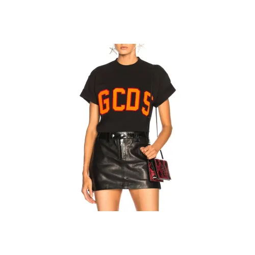 GCDS T-Shirts Women's Black