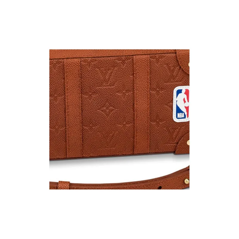 LOUIS VUITTON X Nba Soft Trunk Wallet Ball Grain Leather Brown-5