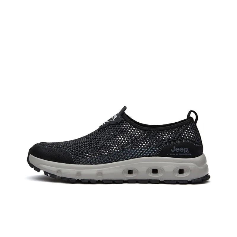 Jeep Anti-Slip And Wear-Resistant Water-Resistant Low-Top Outdoor Shoes Men's Black-0