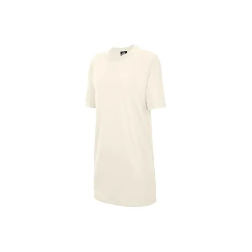 Nike Short-Sleeved Dresses Women's Beige