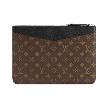 LOUIS VUITTON Daily Pouch