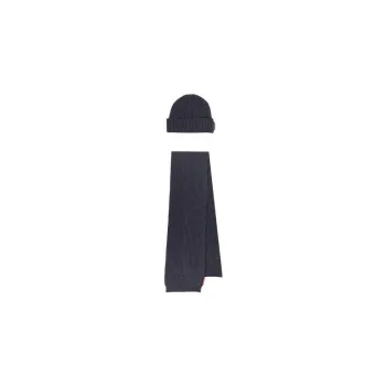 DSQUARED 2 Logo Patch Scarf Beanie Set