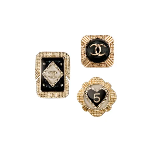 CHANEL Female CHANEL accessories Brooch