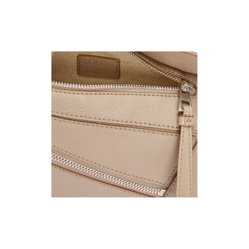 LOEWE Puzzle Classic Cow Leather Fanny Pack Mini Men's Sand-4
