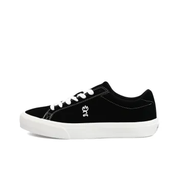 GOLUCK The Big Dipper Collection Coverage Slip Resistant Cushioning Abrasion Resistant Low Top Skateboard Shoes Unisex