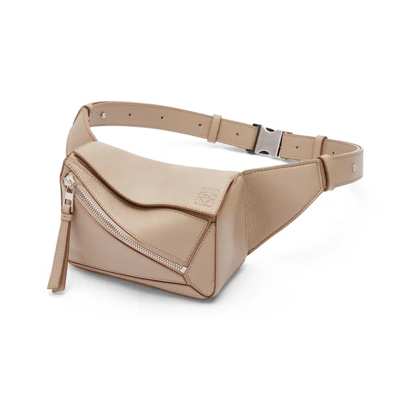 LOEWE Puzzle Classic Cow Leather Fanny Pack Mini Men's Sand-2