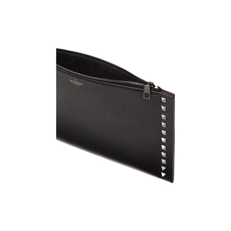 Valentino Rockstud Grained Calfskin Clutch Women's Black-4