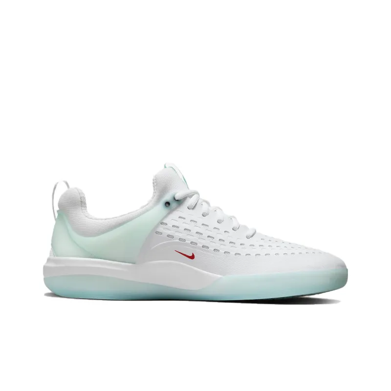 Nike Sb Zoom Nyjah 3 Skylight University Red-1