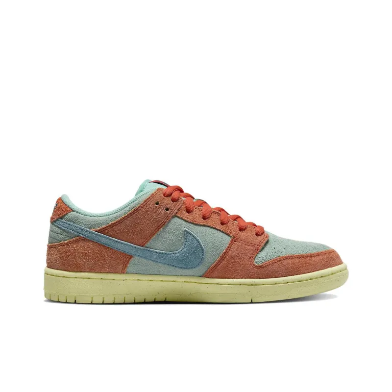 Nike Sb Dunk Low 'Orange Emerald Rise'-1