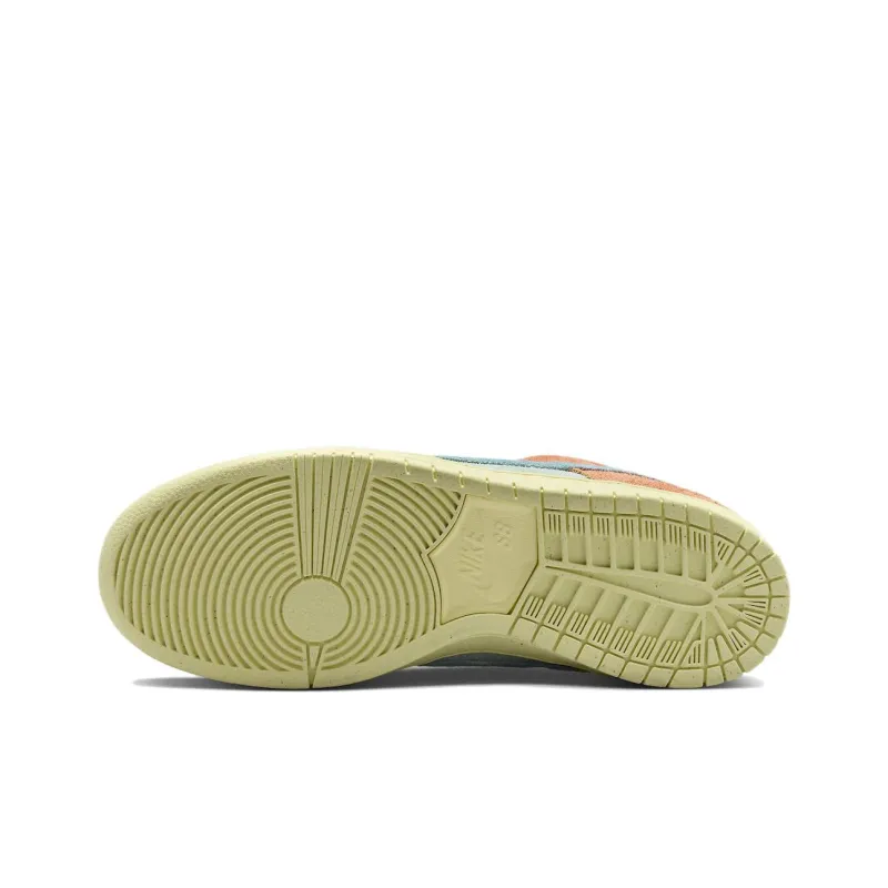 Nike Sb Dunk Low 'Orange Emerald Rise'-5