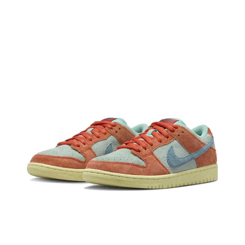 Nike Sb Dunk Low 'Orange Emerald Rise'-2