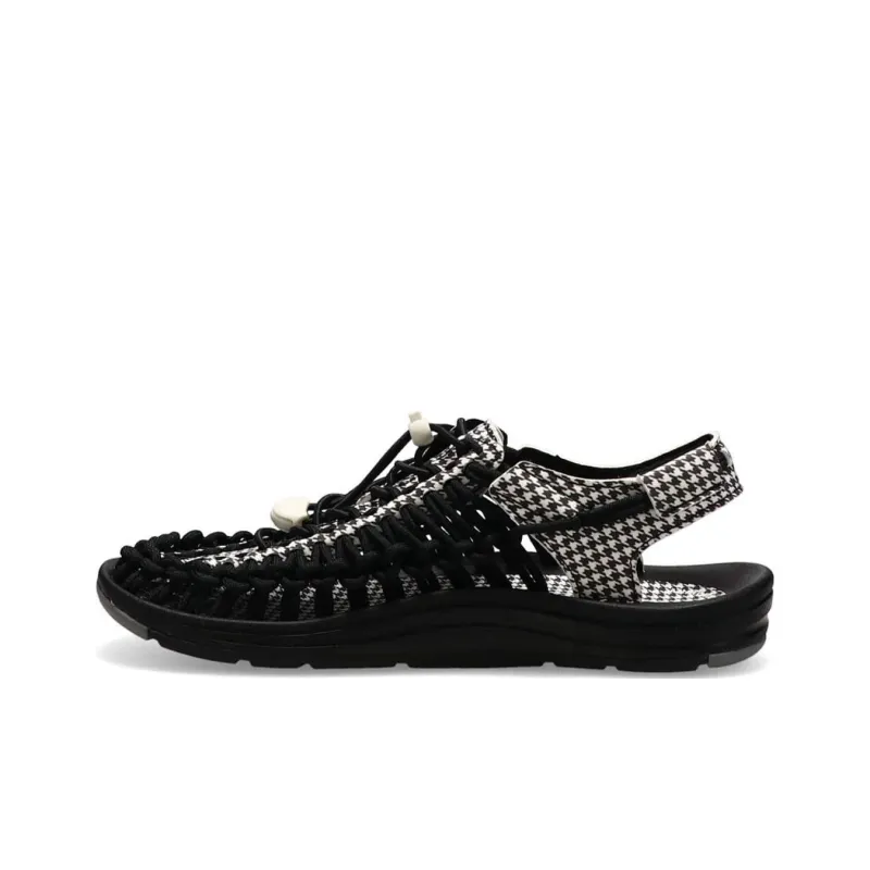 KEEN Uneek Breathable Beach Sandals River Trekking Shoes Women's Black White Plaid-0