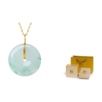 With The Heart Of The Jade Glutinous Jade Jadeite Necklaces Women's