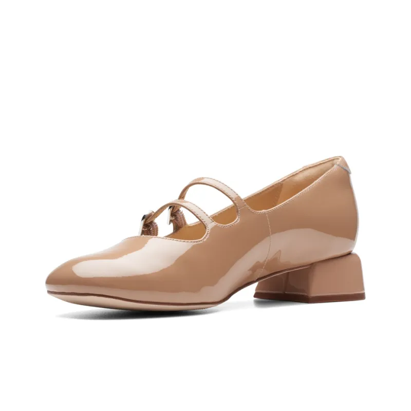 Clarks Daisy Collection Casual Single Shoes Women's Khaki-1