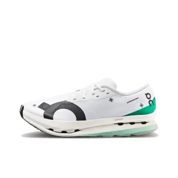 On CloudBoom Echo 3 Undyed White Mint