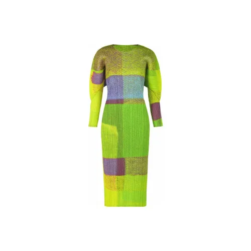 PLEATS PLEASE ISSEY MIYAKE Long-Sleeved Dresses Women's Green