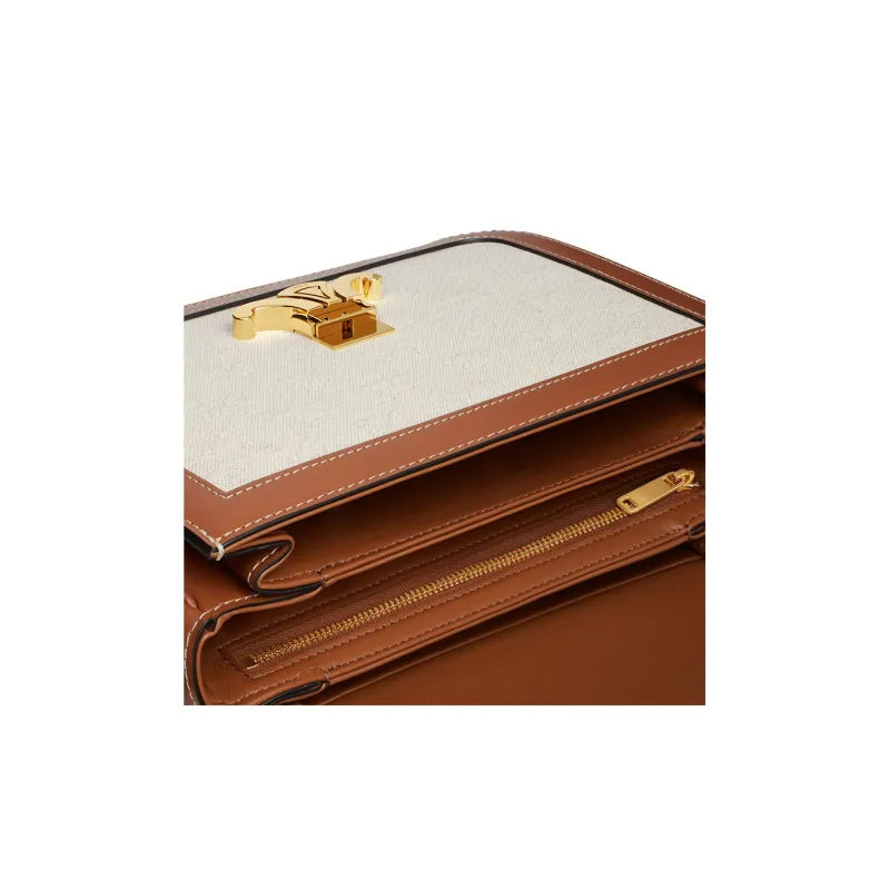 CELINE Triomphe Shoulder Bags-3