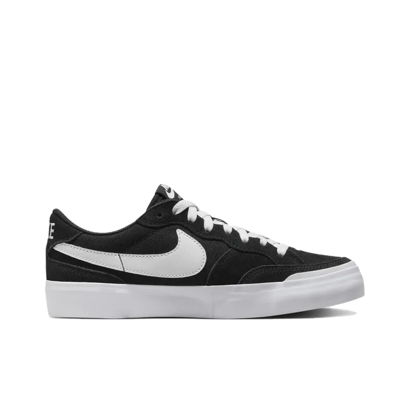 Nike Women's Zoom Pogo Plus SB 'Black White'-1