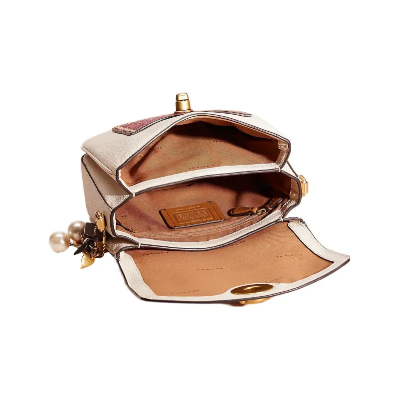 COACH Cassie Leather Envelope Bag Shoulder Bag Crossbody Bag Small Size Women's White-2