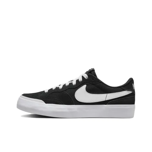 Nike Women's Zoom Pogo Plus SB 'Black White'