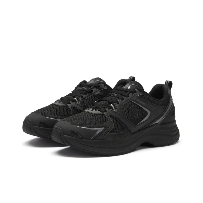 DESCENTE DUALIS Low Top Casual Shoes Unisex Black-1