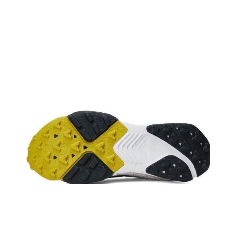 Nike ZoomX Zegama White Black Vivid Sulphur-4