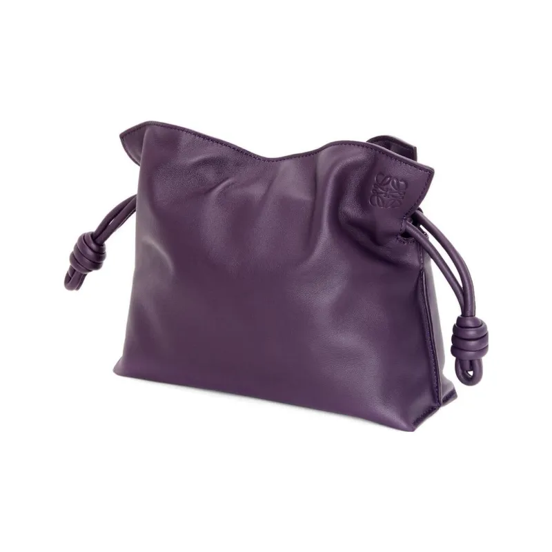 LOEWE Clutches-2